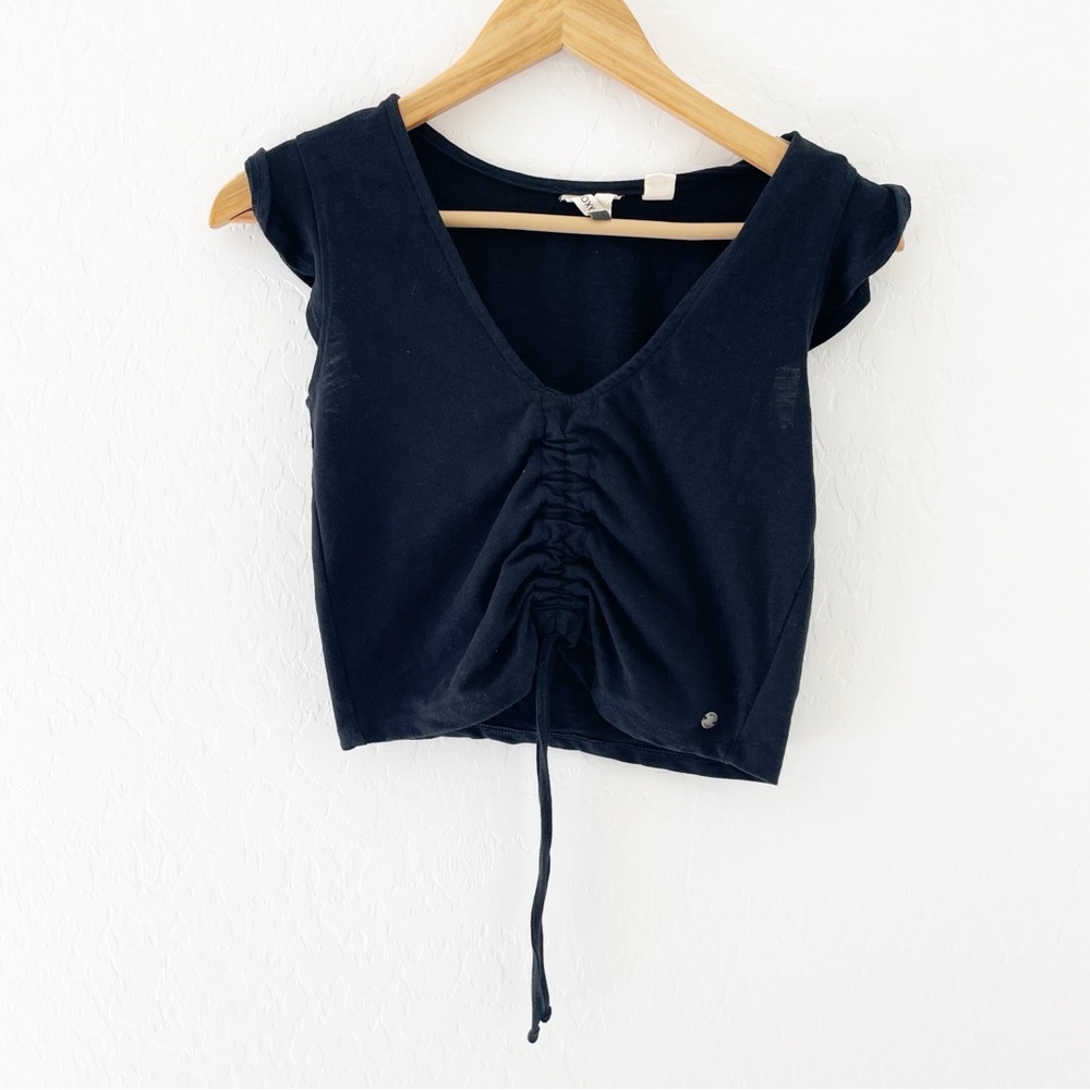 Roxy cropped ruffle sleeve blouse size small